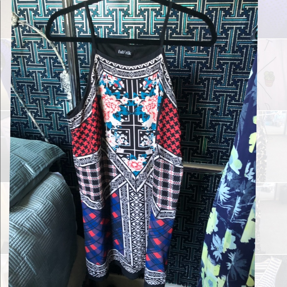 Knee-length dress